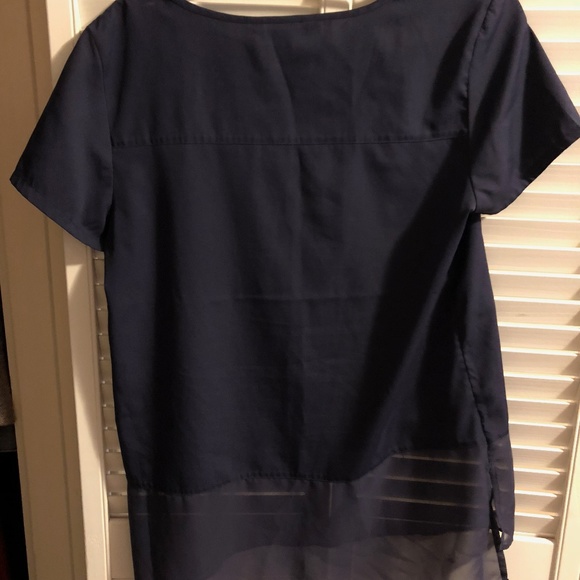 Small Mixed Media Banana Republic Shirt - Picture 2 of 3